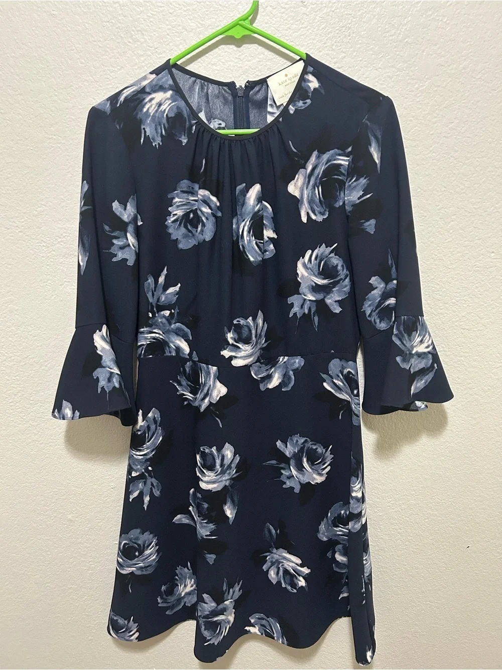 Kate Spade Night Rose Floral Crepe Dress Size 6 Blue Bell Sleeve Midi